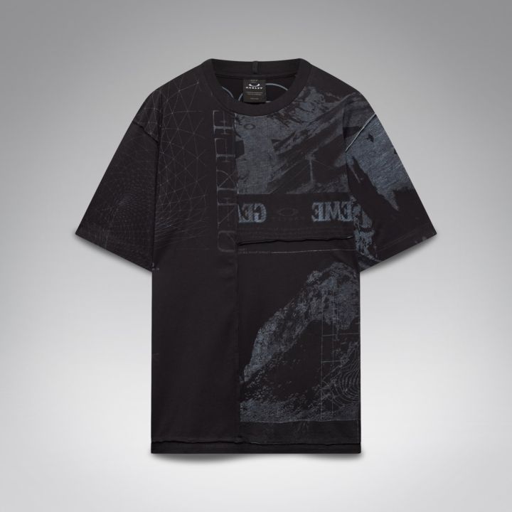 Oakley Reserve Strato Panels Tee – Pitch Black