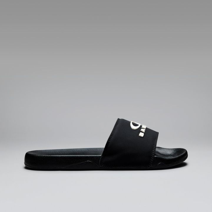 Oakley Zuma Slide – Pitch Black/White