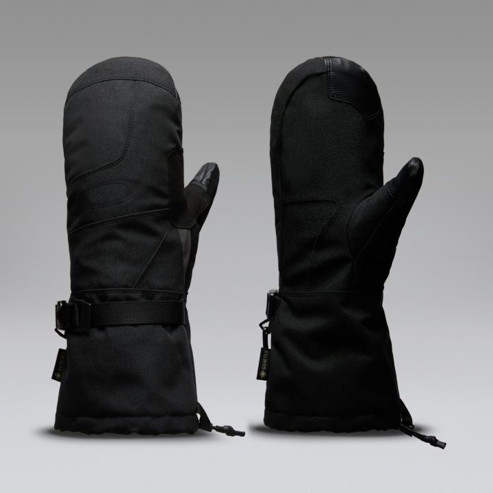 Oakley Ridge Gore-Tex Gauntlet Mitten – Pitch Black